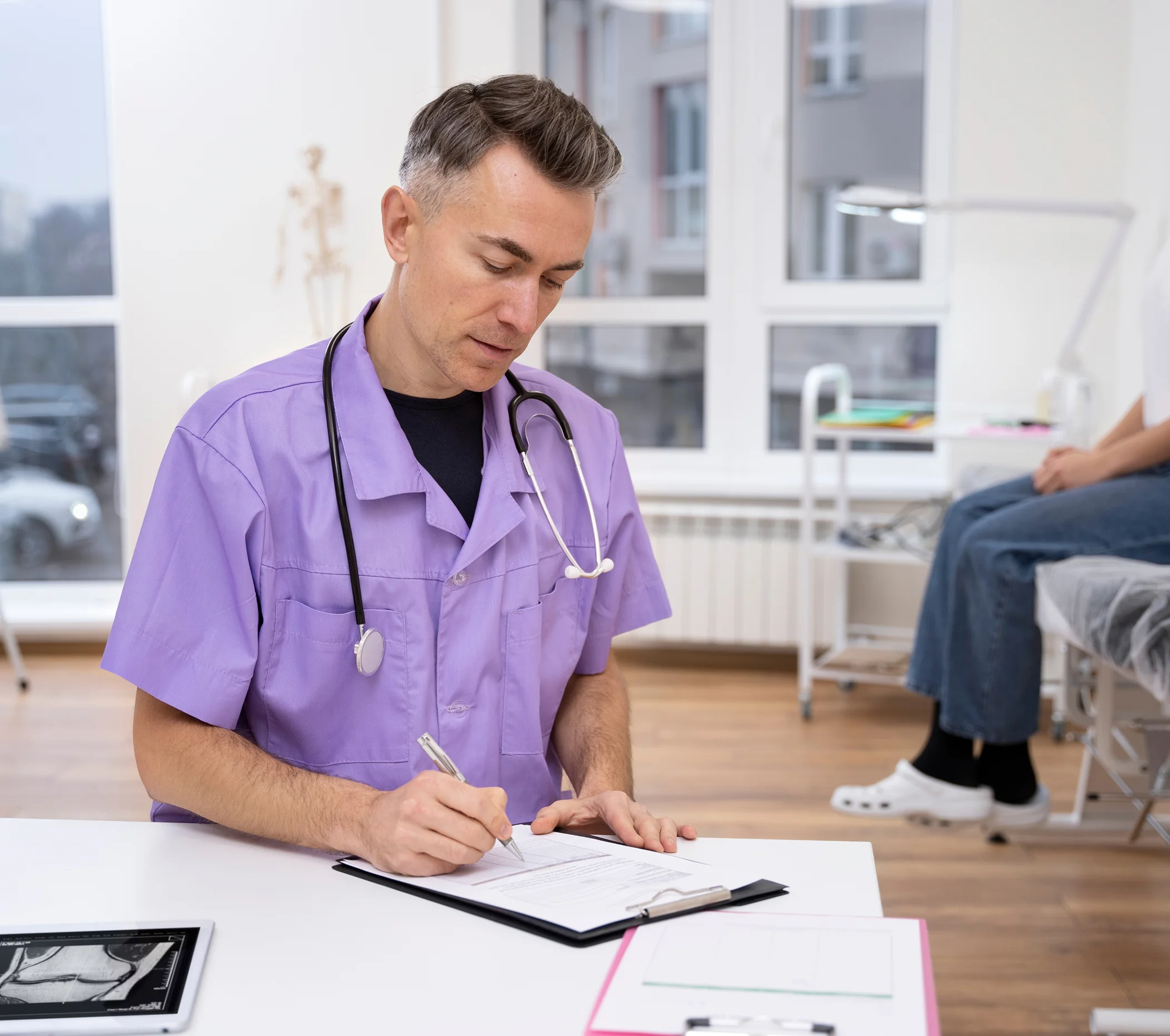 STEP 02: Detailed 
Assessment - Your expert physio will evaluate: